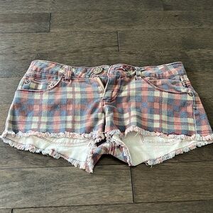 plaid shorts